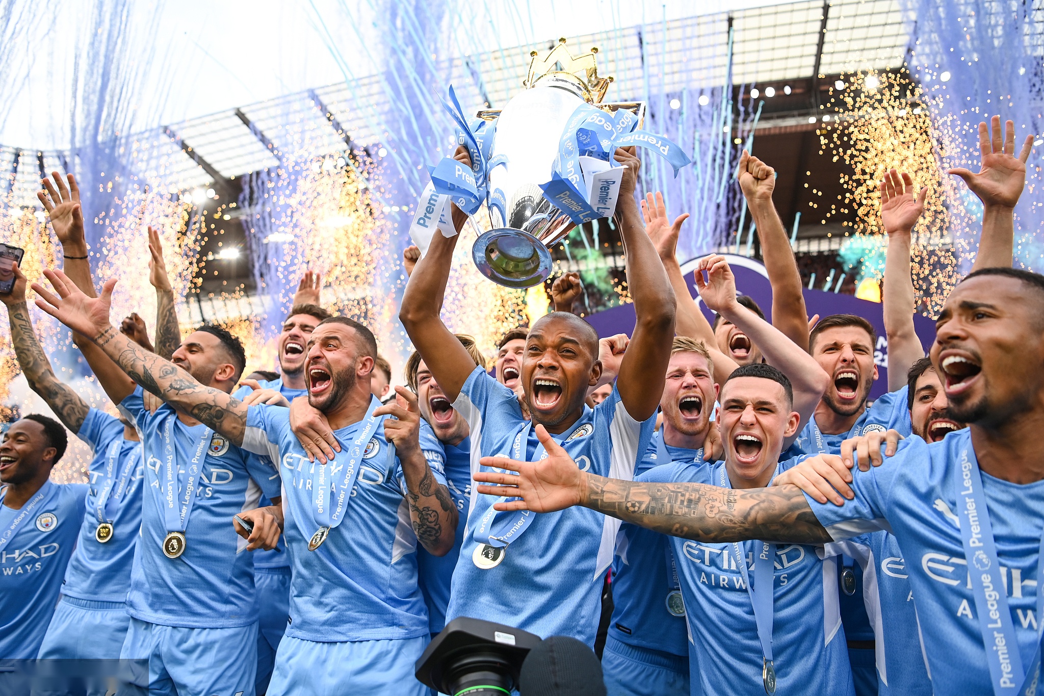 和忠诚的球 和忠诚的球